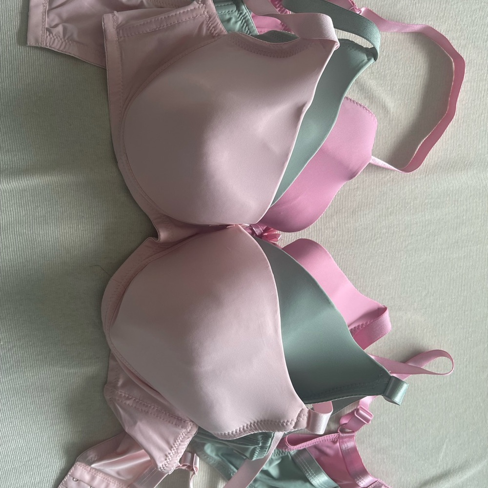 Viola's Secret 3 Pack of Color Print T-Shirt Bras 40DDD Cup